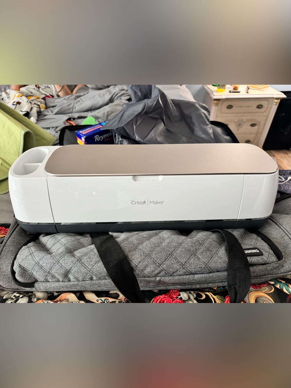 Cricut Maker Cutting Machine - White. TONNNS OF EXTRA STUFF for you diyers.